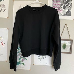 Zara Black Cropped Crewneck